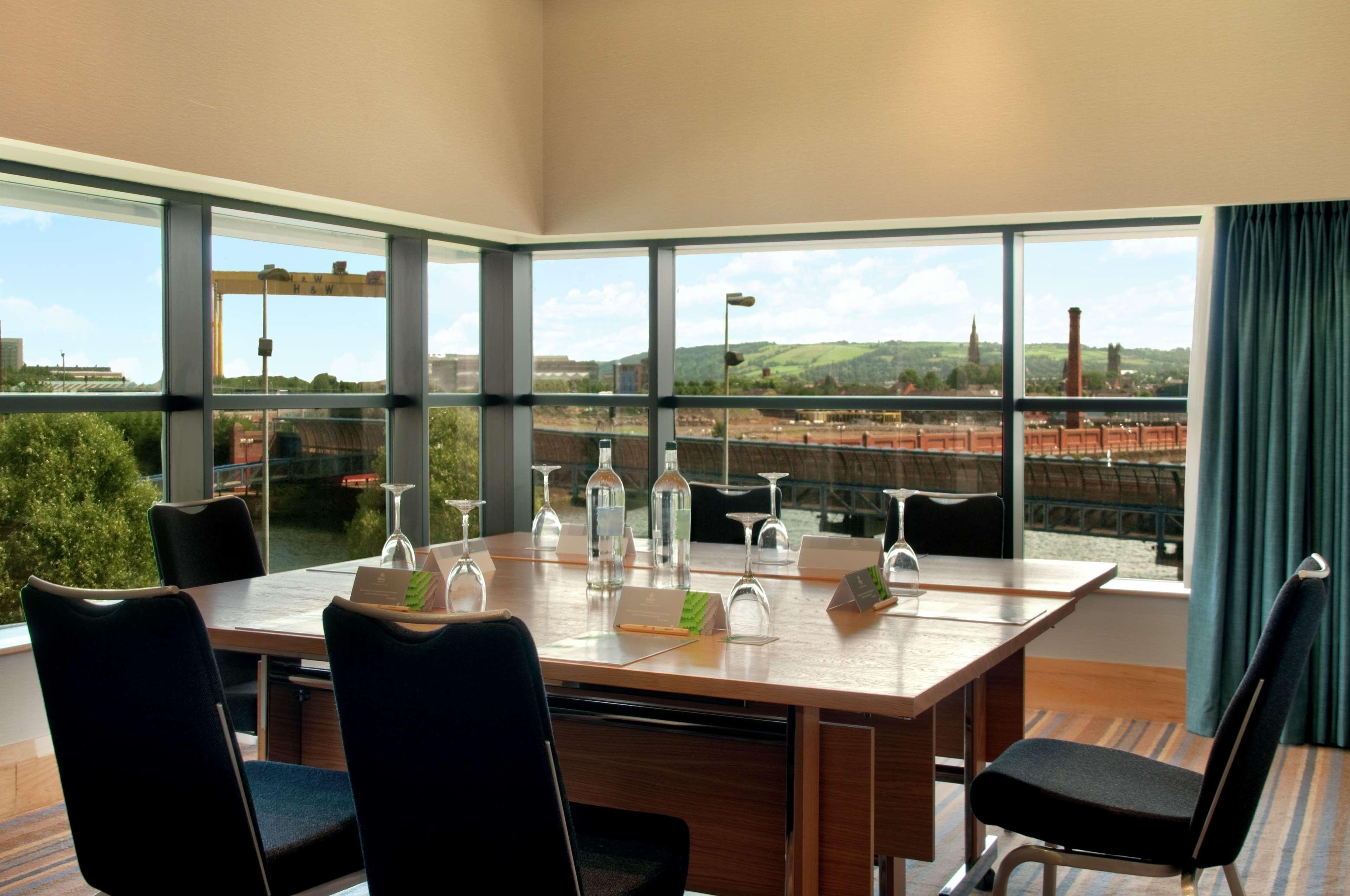 โรงแรมฮิลตัน เบลฟาสท์ เบลฟาสต์ สิ่งอำนวยความสะดวก รูปภาพ The River Suite