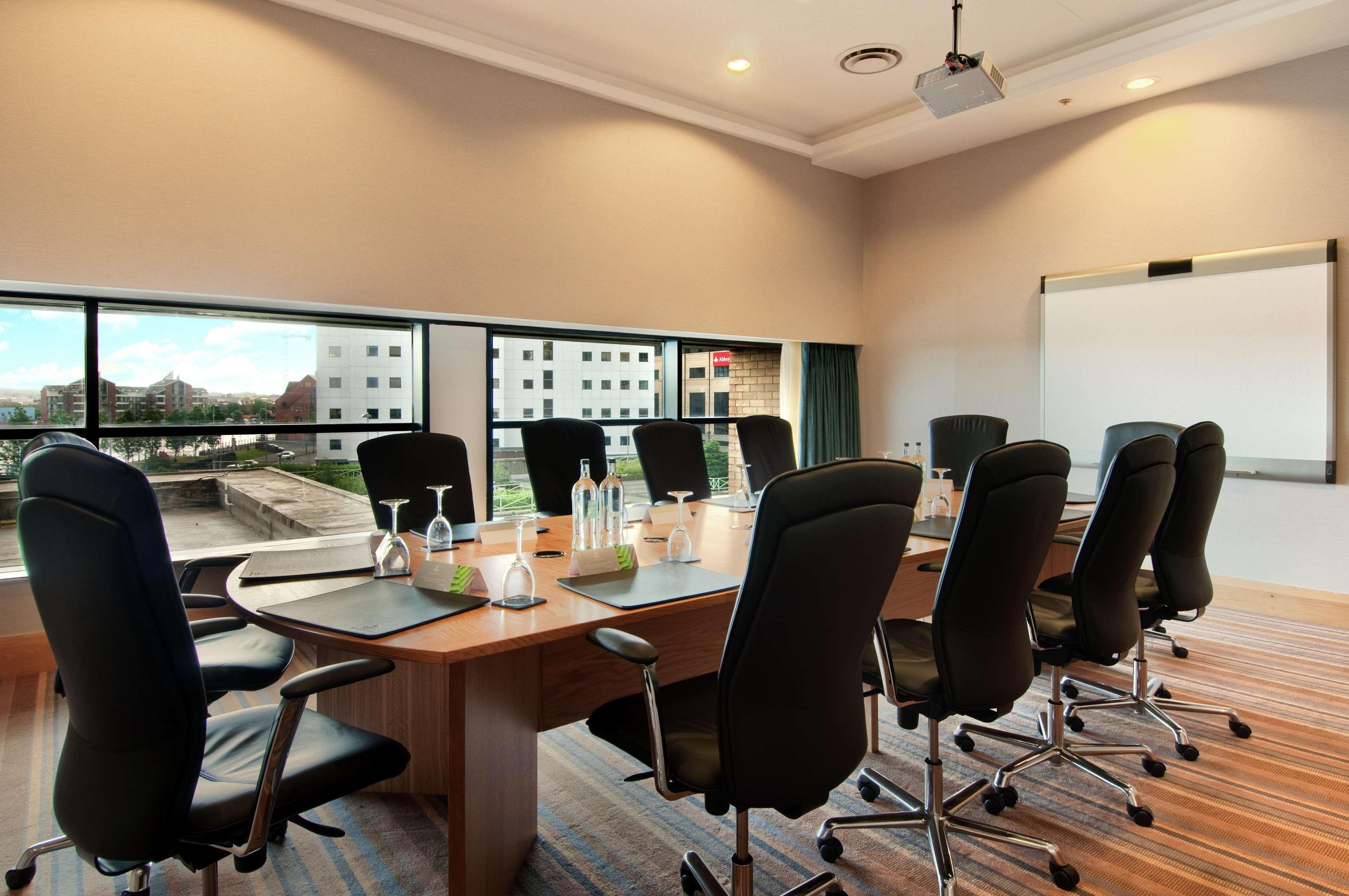 โรงแรมฮิลตัน เบลฟาสท์ เบลฟาสต์ สิ่งอำนวยความสะดวก รูปภาพ Meeting room